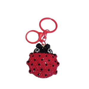 Meilleures ventes transfrontalières : Adorable pendentif DIY fait main en forme <span class=keywords><strong>de</strong></span> coccinelle orné <span class=keywords><strong>de</strong></span> strass, petit accessoire pour porte-clés, <span class=keywords><strong>téléphone</strong></span> et sac - Product Image 5