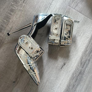 Nuevas Baotou Sandalias <span class=keywords><strong>de</strong></span> tacón alto puntiagudas con botón <span class=keywords><strong>de</strong></span> <span class=keywords><strong>aguja</strong></span> grande remachado <span class=keywords><strong>zapatos</strong></span> <span class=keywords><strong>de</strong></span> mujer sexy - Product Image 4