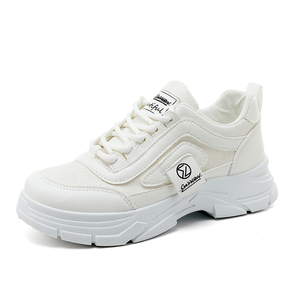 Chaussures pour femmes grandes tailles, confortables, avec semelle intérieure rehaussante, respirantes, antidérapantes, tendance, conçues pour le printemps, l'été et l'automne - Product Image 3