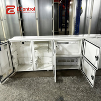Boîte de contrôle industrielle multi-sections personnalisée Yikong, IP55, acier au carbone thermolaqué avec trous pré-perforés, 2350x700x360mm