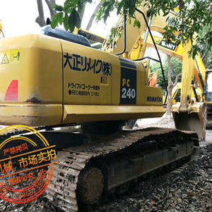 รถขุดตีนตะขาบ Komatsu PC240-8LC มือสอง ราคาถูก สภาพดีจากญี่ปุ่น น้ำหนัก 24 ตัน - Product Image 6