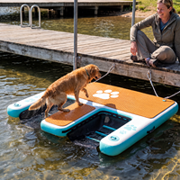 Piscine gonflable pour chien 150x160cm, plateforme aquatique double pour chien avec rampe et pont à empreintes de pattes pour la plage, le lac et la baignade