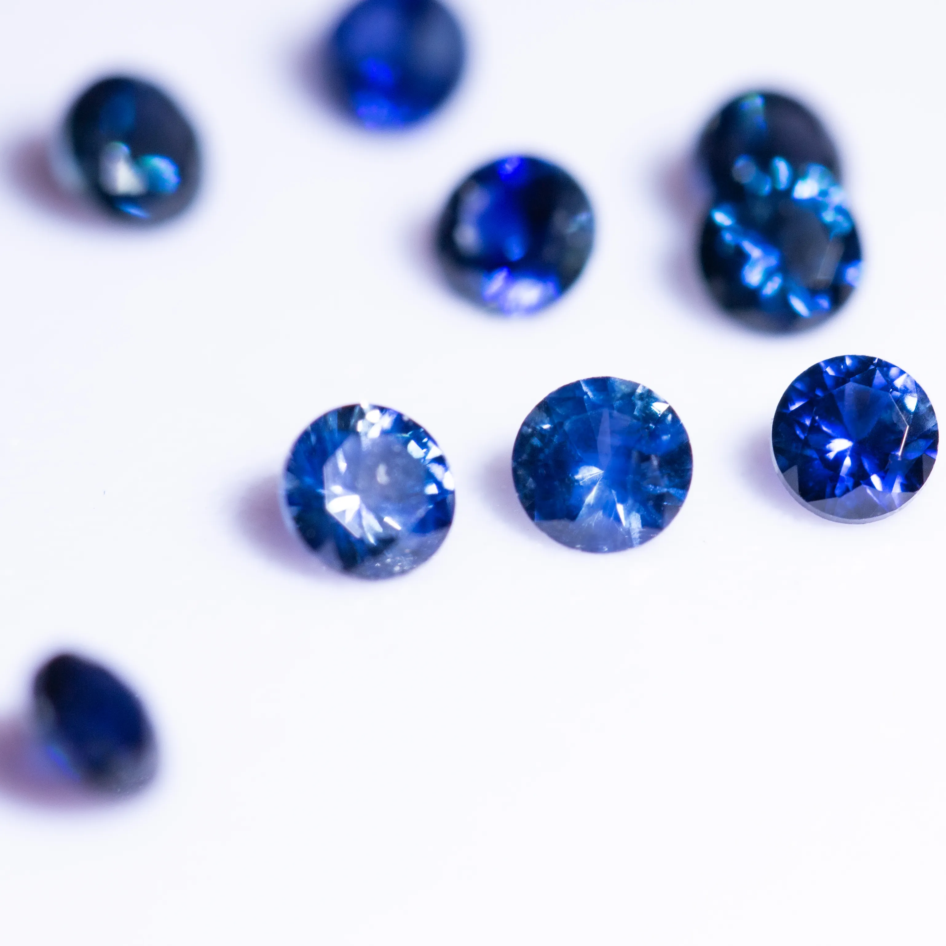 Hot Sale small size 0.8mm to 2mm round shape loose gemstone natural blue sapphire stone