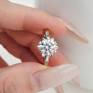 Anillo de Diamante de Laboratorio de Estilo Clásico para Mujer Starsgem, Corte Brillante Redondo, Diamante Creado en Laboratorio, Anillo de Compromiso de Plata 925 - Product Image 3