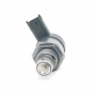 วาล์วลดแรงดัน 057130764 สำหรับแลนด์โรเวอร์ สำหรับสื่อสารอุณหภูมิปกติ - Product Image 3