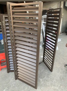 Rejilla de Ventilación de Aluminio para Montaje en Pared, Rectangular, Ajustable, para Uso en Exteriores, con Espaciado de Barras de 3/8 Pulgadas y Ángulo de Lámina de 90 Grados - Product Image 4