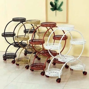 Support à plantes multi-niveaux en fer forgé avec roulettes pour une utilisation intérieure, dans le salon, sur le balcon, support de sol portable - Product Image 1
