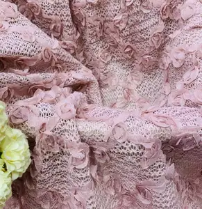 Ruban tridimensionnel broderie petite rose tissu crochet fleur crochet broderie évidé dentelle 3D fleur tissu enfants