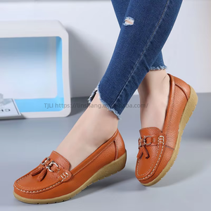 Summer Hollow Women's New Leather Flats Single-Layer <b>Soft</b> Sole Wedge Hole <b>Shoes</b> for Middle-Aged & Elderly Moms - Product Image 1