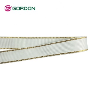 Gordon kurdela şerit toplu 16mm 100% Polyester beyaz renk grogren şerit hediye kutusu sarma için altın metalik kenar ile