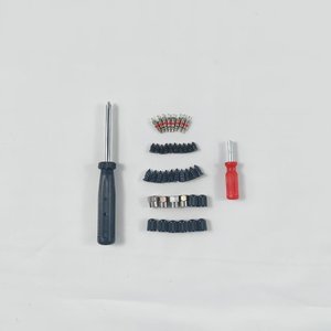YS-669 Kit di Riparazione Pneumatici Tubeless Portatile e Universale, Soluzioni di Riparazione Pratiche per Tutti i Tipi di Pneumatici - Product Image 1