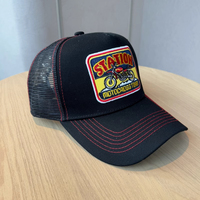 Gorra Trucker Deportiva Personalizada OEM de 6 Paneles con Rayas, Parche de Cuero, Malla, para Hombre, Ideal para Caza y Actividades al Aire Libre