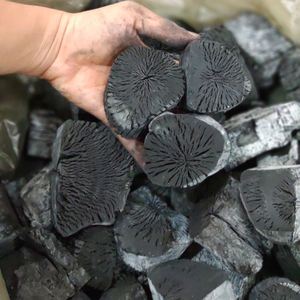 Motif de bâton de litchi de charbon de bois blanc de haute qualité à prix compétitif directement du Vietnam fabriqué à partir de bois dur - Product Image 3