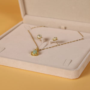 Emballage <span class=keywords><strong>de</strong></span> bijoux en gros pour <span class=keywords><strong>les</strong></span> fabricants, boîte cadeau personnalisée avec logo, boîte à bijoux en velours jaune pour collier, bracelet, boucles d'oreilles, bague. - Product Image 4