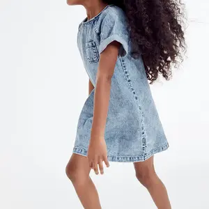 Пользовательское летнее повседневное удобное детское джинсовое платье, Оптовая продажа, одежда от поставщика, джинсовые рубашки с коротким рукавом и круглым вырезом для девочек