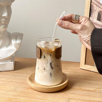 Tasse à café glacé créative en verre borosilicate transparent de 12 oz avec manchon en bambou pour lait, cocktail, yaourt