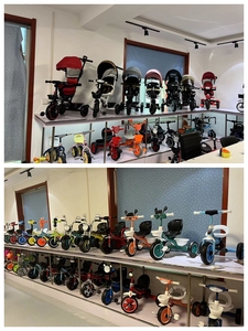 Triciclo per Bambini a Prezzo di Fabbrica, Giocattolo a Pedali con Portabottiglie per 2-7 Anni, in Plastica con Luci e Musica - Product Image 6