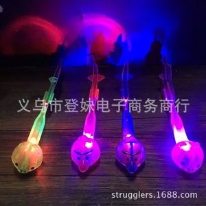 Jouet lumineux Flying Arrow en plastique rouge et bleu clignotant pour jeunes de 5 à 7 ans, unisexe, pour vendeurs de rue et marchés nocturnes - Product Image 3