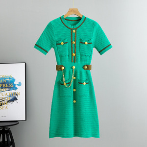 เดรสไหมพรมทรงเอเข้ารูปสีสันตัดกันติดกระดุมแขนสั้นสำหรับผู้หญิงแฟชั่นฤดูร้อน - Product Image 3