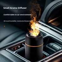 Diffuseur d'arômes de voiture à flamme simulée Humidificateur changeant de couleur ultrasonique Style Ins
