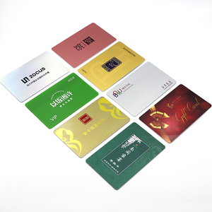 บัตรสมาชิกวีไอพีปั๊มฟอยล์สีทองสีแดงเรียบงานพิมพ์แบบกำหนดเอง - Product Image 6