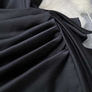 नए आगमन फैशन डिजाइन ट्यूब शीर्ष स्ट्रैपलेस ब्लैक सैटिन पैचवर्क सेक्सी महिला पोशाक - Product Image 5