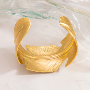 Geometric Wide Stainless Steel <b>Bracelet</b> 18K <b>Gold</b> Plated <b>Adjustable</b> Unisex Fashion Jewelry Made in Yiwu - Product Image 3