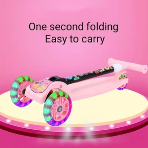 Patinete Infantil de 3 Ruedas con Luces, Patinete para Niños con Altura Ajustable y Plegable, Regalo para Fiestas Infantiles - Product Image 2