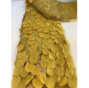 Nuevos productos Venta caliente precio al por mayor Dubai 3D flor tela vestido Material lentejuelas encaje francés <span class=keywords><strong>ropa</strong></span> 3D cuentas florales - Product Image 1
