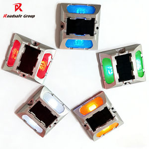 Дорожный светоотражатель (рефлектор) на солнечных батареях, 40 тонн, 122*110 мм, тип «кошачий глаз», для предупреждения о безопасности дорожного движения - Product Image 2