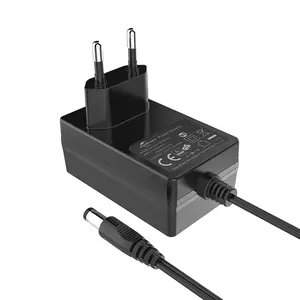 Adaptador de corriente de viaje Universal montado en la pared de 24W AC DC 100-240V Adaptador de corriente con enchufe US EU UK AU JP KR CN