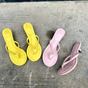 Sandales compensées à talon compensé pour femmes, mules d'été à lanières entre-doigts pour la plage et le quotidien en extérieur - Product Image 2