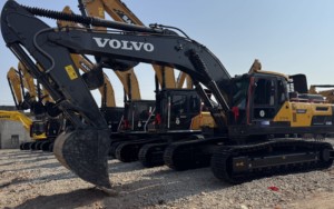 รถขุดตีนตะขาบ Volvo EC360 มือสอง ขนาด 36 ตัน เครื่องยนต์เดิม ชั่วโมงการทำงานต่ำ มาตรฐาน EPA CE มอเตอร์ เกียร์ ปั๊มไฮดรอลิก - Product Image 2