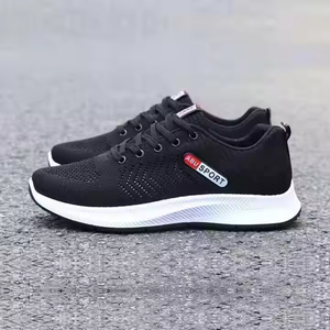 Zapatos YATAI de la <span class=keywords><strong>Mejor</strong></span> Calidad Estilo para Caminar para <span class=keywords><strong>Hombre</strong></span> <span class=keywords><strong>Zapatillas</strong></span> Ligeras para Correr con Absorción de Sudor Tenis Deportivos para Caballero - Product Image 1