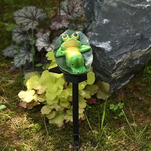 Solar Garden Frog Resin Lamp LED Ground Light Water Resistant Outdoor Decorative Night Light Animal Theme Courtyard Stake - Product Image 1