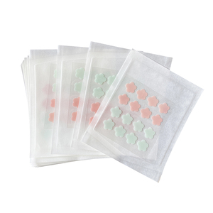 Patchs Hydrocolloïdes Anti-Acné en Forme <span class=keywords><strong>de</strong></span> Fleur avec Centella et Arbre à Thé – Autocollants Esthétiques Imperméables et Respirants - Product Image 3