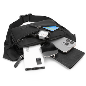 Men's Fanny Pack Large Capacity Multi Layer Chest Bag Black Solid Color Everyday Outfits Spring 2025 - Product Image 3