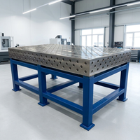 Plateforme de soudage 3D en acier robuste, table à surface trempée de haute précision pour l'aérospatiale et les projets de précision
