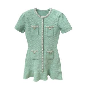 Abito corto girocollo lavorato a <span class=keywords><strong>maglia</strong></span> francese abiti da donna verdi 2024 abbigliamento da donna all'ingrosso pieghettato di alta qualità - Product Image 5