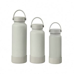 Tasse isolée de grande capacité avec fond antidérapant Bouilloire de sports de plein air portable La tasse d'eau givrée peut être personnalisée - Product Image 1