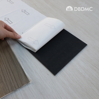 Suelo de vinilo LVT de buena calidad, baldosas autoadhesivas de PVC con aspecto de madera para interiores, diseño moderno, parte trasera seca/palo