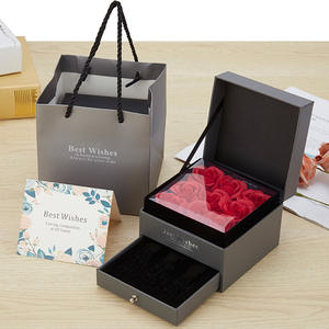 Boîte à bijoux à rabat avec fenêtre, boîte à rouge à lèvres, <span class=keywords><strong>savon</strong></span>, fleur, boîte cadeau, cadeau d'anniversaire, boîte à fleurs, cadeau de rose - Product Image 3