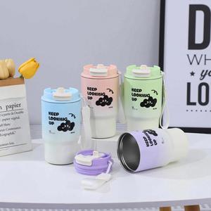 Gobelet moderne en acier inoxydable avec une capacité de 500 ml - Product Image 2