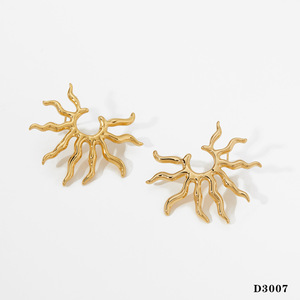กำไลข้อมือสแตนเลสแบบกว้างลายต้นไม้สีทองกำไลกลวงแฟชั่น - Product Image 5