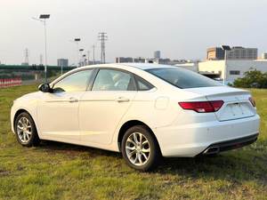 Geely Emgrand <span class=keywords><strong>GL</strong></span> 2017 1.8L Essence Manuelle Berline Conduite à Gauche Voiture d'occasion pour l'exportation - Product Image 3