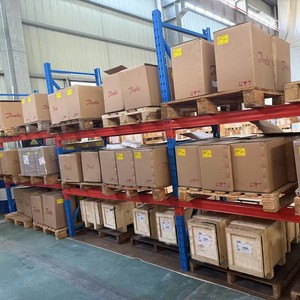 A6VM150HP5000000B/71CWV0D4T18W0-S R902208583 มอเตอร์ไฮดรอลิกสำหรับอุปกรณ์เครื่องจักรวิศวกรรม - Product Image 2