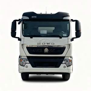 รถบรรทุกน้ำมันอเนกประสงค์สำหรับขาย ขนาด 25000L-33000L ยี่ห้อ Sinotruk HOWO รถบรรทุกเติมน้ำมันเครื่องบิน รถบรรทุกอุตสาหกรรมพิเศษ - Product Image 1