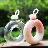 Plastik Donut Şeklinde Tek Kullanımlık Sütlü Çay Bardağı, Yaratıcı İnternet Fenomeni Bileklik Tasarımlı Meyve Suyu İçecekleri İçin
