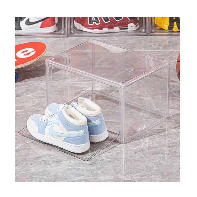 Öffnende Tür durchsichtige transparente Schuhbox Großhandel stapelbare riesige Sneaker-Studio-Schachtel Container magnetische Kunststoff-Schuhbox
