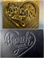 Machine de fraisage CNC pour l'estampage à chaud et l'estampage à froid sur métal, avec clichés pour estampage à chaud et estampage à froid couleur, appliquée aux cartes de visite